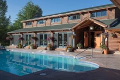 Pool-and-Dining-Lodge-1024x683-1